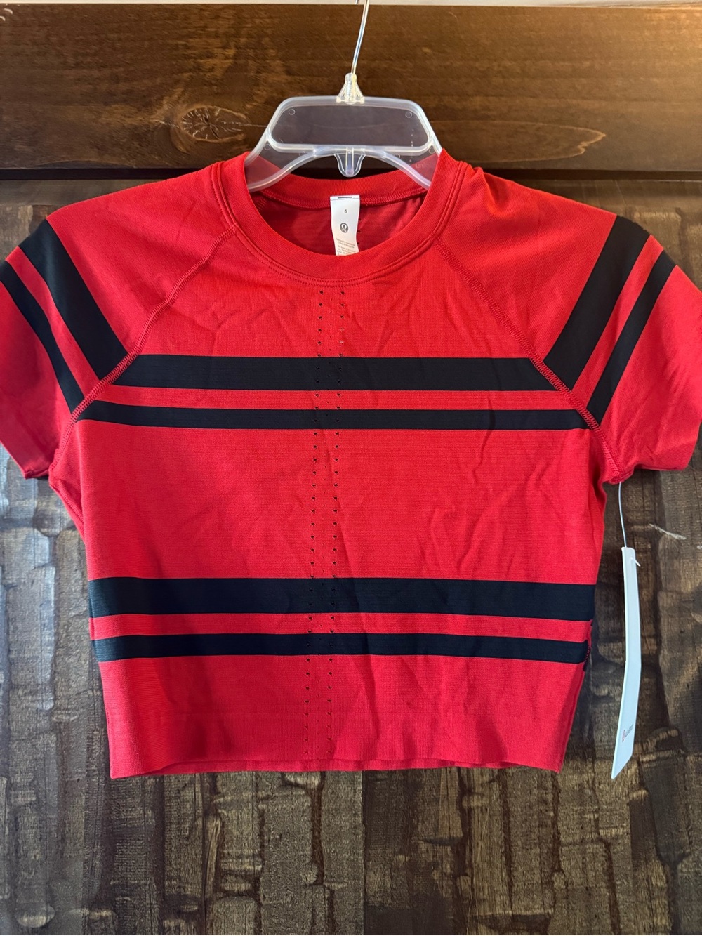 lululemon Swiftly 2.0 Tech Cropped Red/Navy